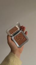 Rem Beauty | interstellar highlighter topper